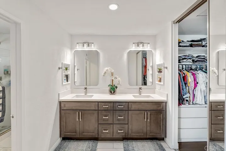 6098 E Silverspur Trail, Anaheim, California 92807