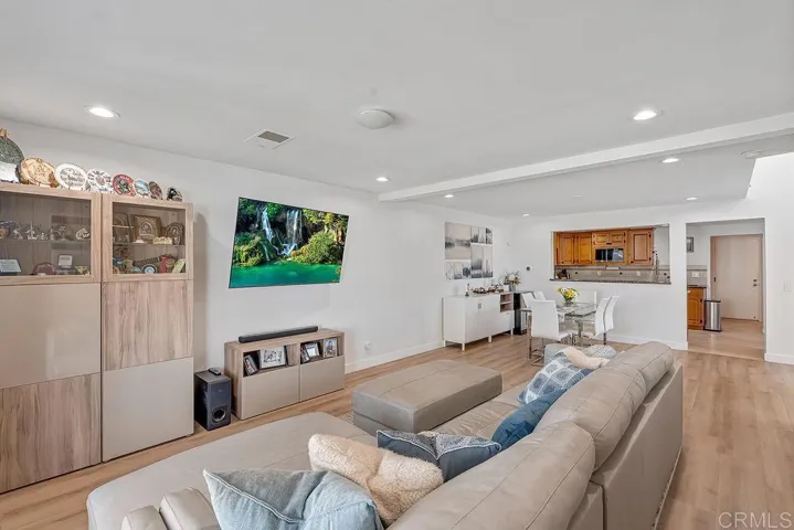 6098 E Silverspur Trail, Anaheim, California 92807
