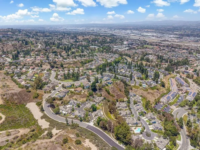 6098 E Silverspur Trail, Anaheim, California 92807