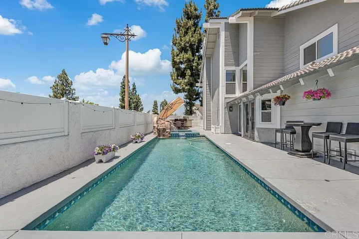 6098 E Silverspur Trail, Anaheim, California 92807