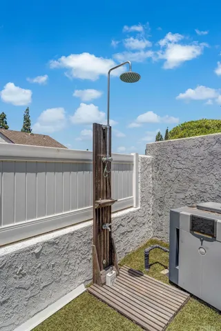 6098 E Silverspur Trail, Anaheim, California 92807