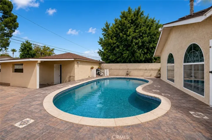 10529 La Mirada, Whittier, California 90604