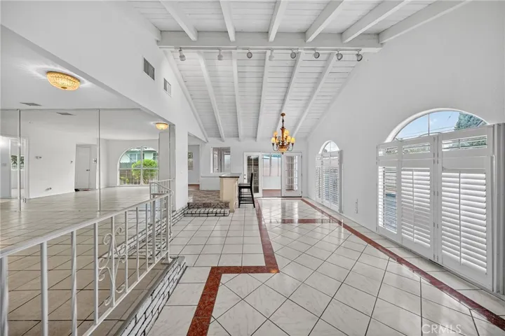 10529 La Mirada, Whittier, California 90604