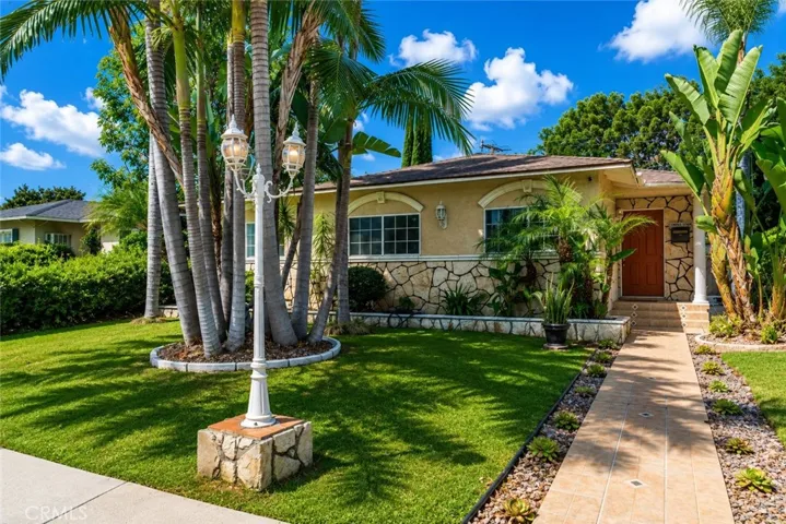 10529 La Mirada, Whittier, California 90604