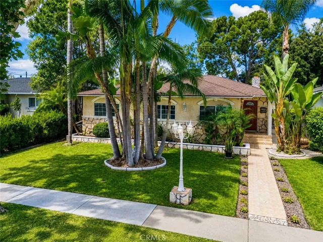 10529 La Mirada, Whittier, California 90604