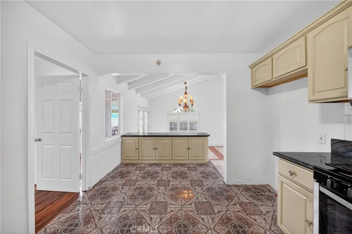 10529 La Mirada, Whittier, California 90604