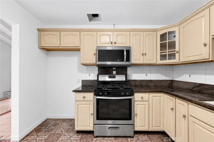 10529 La Mirada, Whittier, California 90604