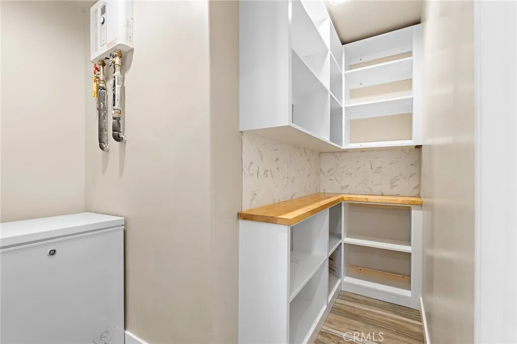 Kitchen Pantry