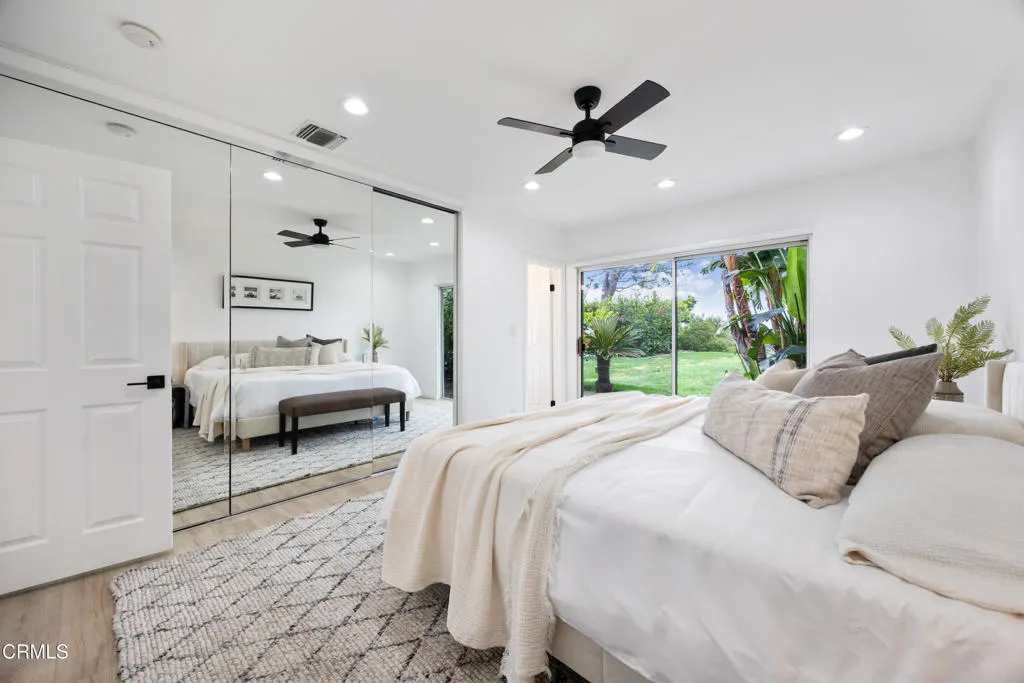 7015 Charrick-22