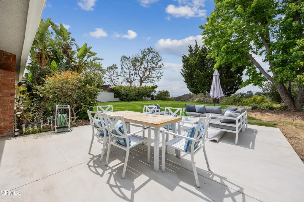 7015 Charrick-32