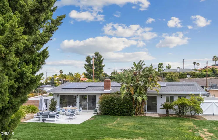 7015 Charrick-36
