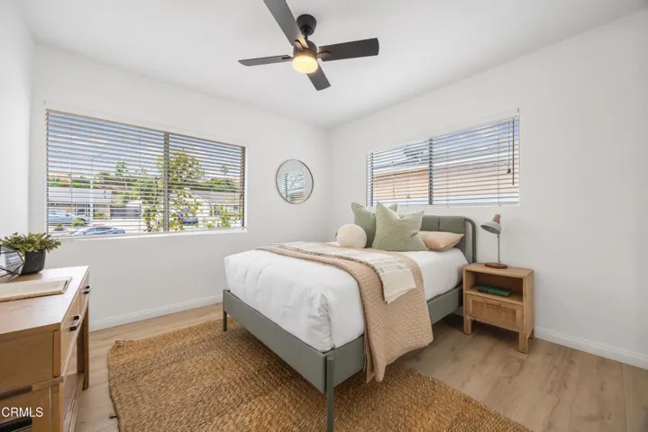 7015 Charrick-25