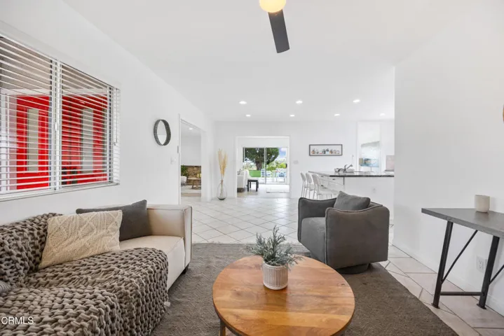 7015 Charrick-19