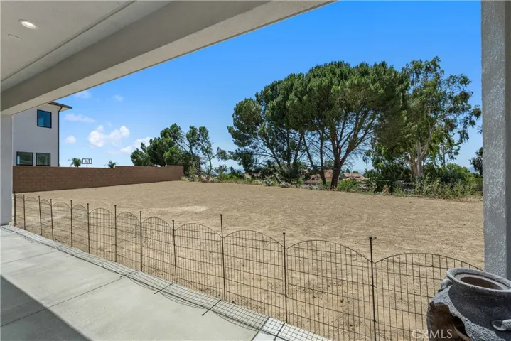 11091 Woodcrest Court, Chatsworth, California 91311