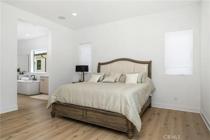 11091 Woodcrest Court, Chatsworth, California 91311