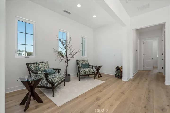 11091 Woodcrest Court, Chatsworth, California 91311