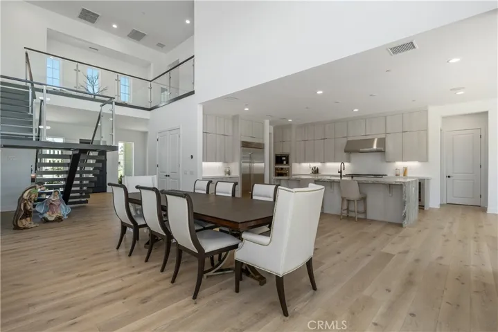 11091 Woodcrest Court, Chatsworth, California 91311