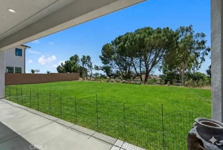 11091 Woodcrest Court, Chatsworth, California 91311