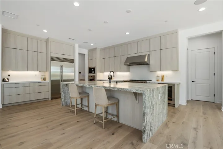 11091 Woodcrest Court, Chatsworth, California 91311