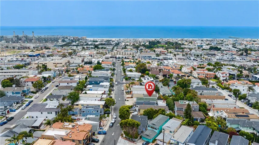 1049 3rd Street, Hermosa Beach, California 90254