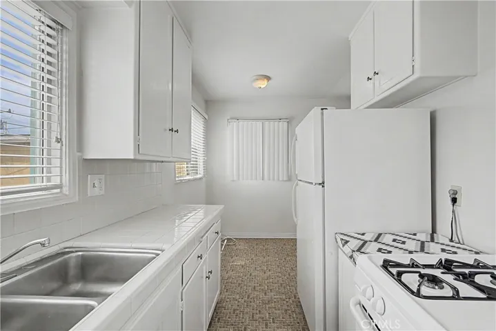 1051 3rd St - Kitchen Includes Stove and Refrigerator