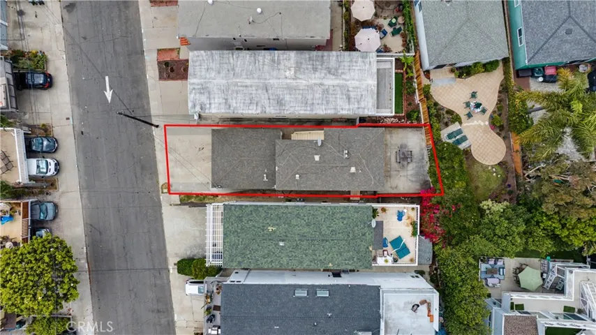 1049 3rd Street, Hermosa Beach, California 90254
