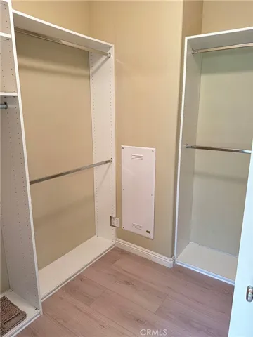 15231 Calverton, Tustin, California 92782
