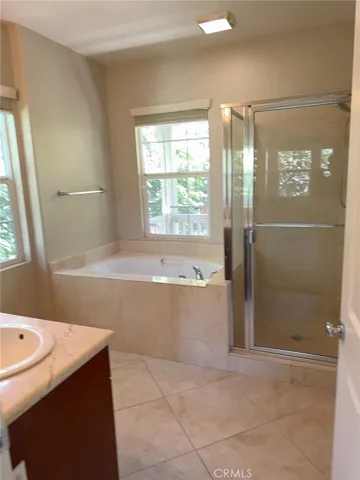 15231 Calverton, Tustin, California 92782
