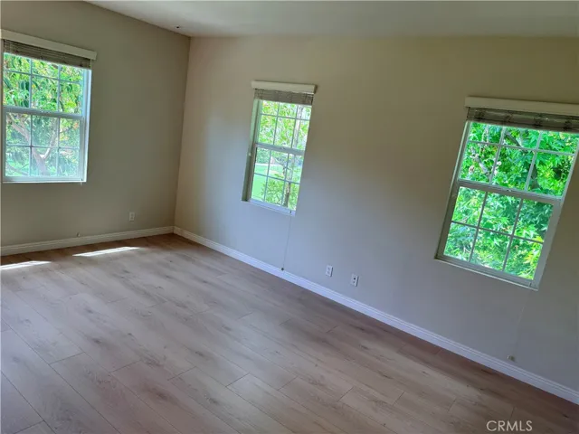 15231 Calverton, Tustin, California 92782