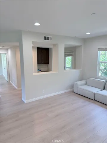 15231 Calverton, Tustin, California 92782