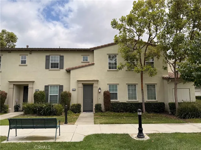 15231 Calverton, Tustin, California 92782