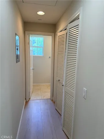 15231 Calverton, Tustin, California 92782