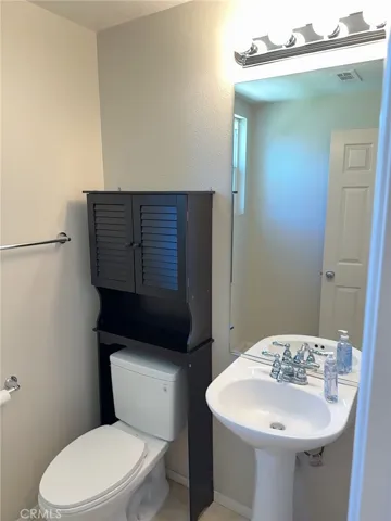 15231 Calverton, Tustin, California 92782