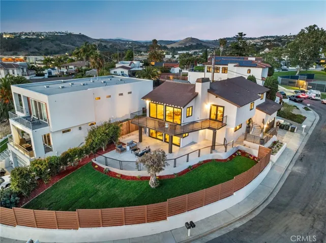 153 Calle Redondel, San Clemente, California 92672