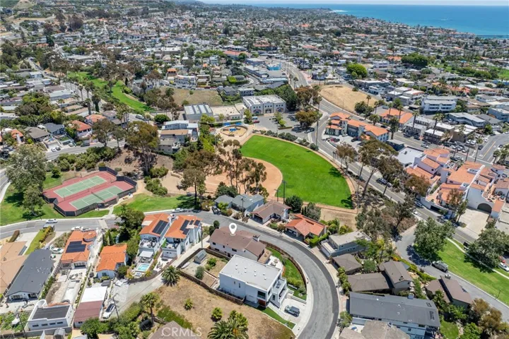 153 Calle Redondel, San Clemente, California 92672