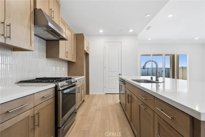 18196 Aerie Way, Canyon Country, California 91350