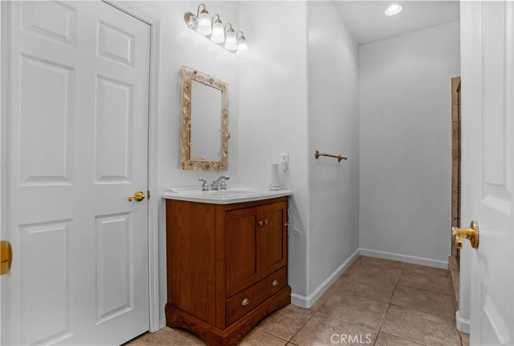 Jack N Jill bathroom