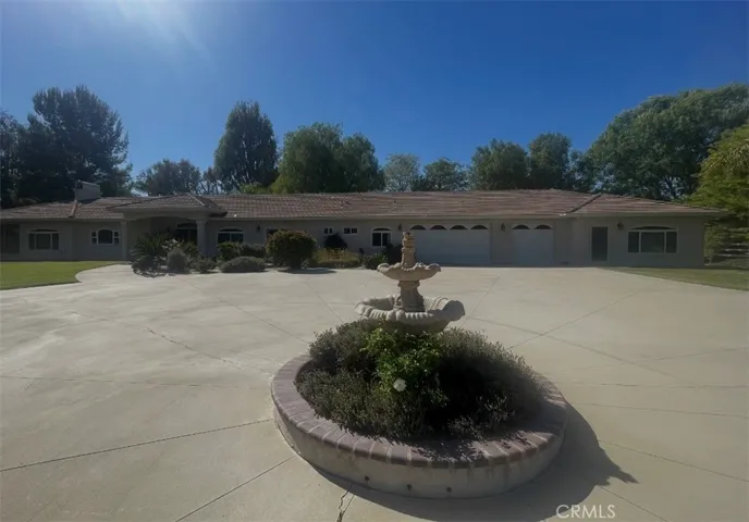 Driveway entry