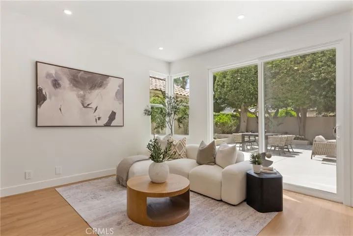67 Pelican Court, Newport Beach, California 92660