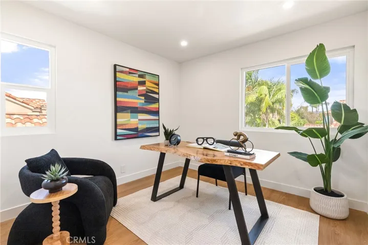 67 Pelican Court, Newport Beach, California 92660