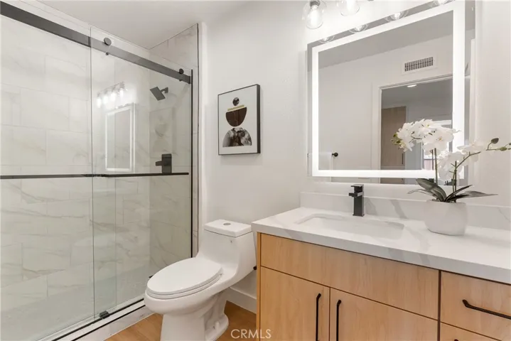 67 Pelican Court, Newport Beach, California 92660