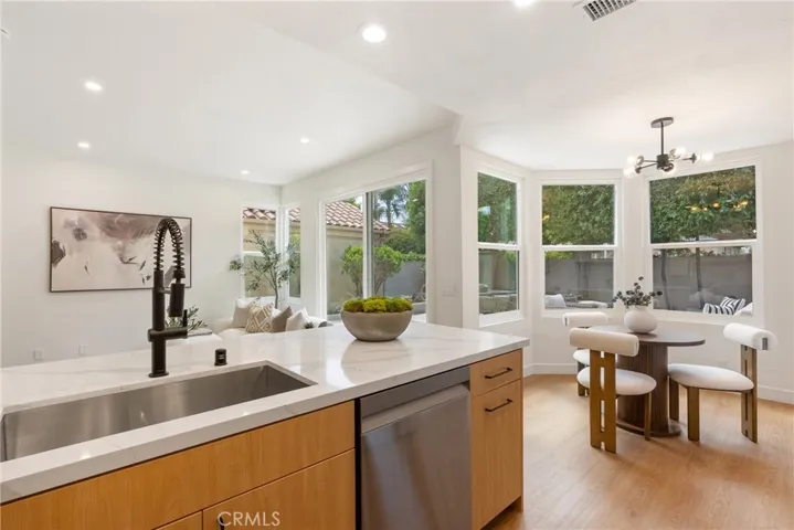 67 Pelican Court, Newport Beach, California 92660