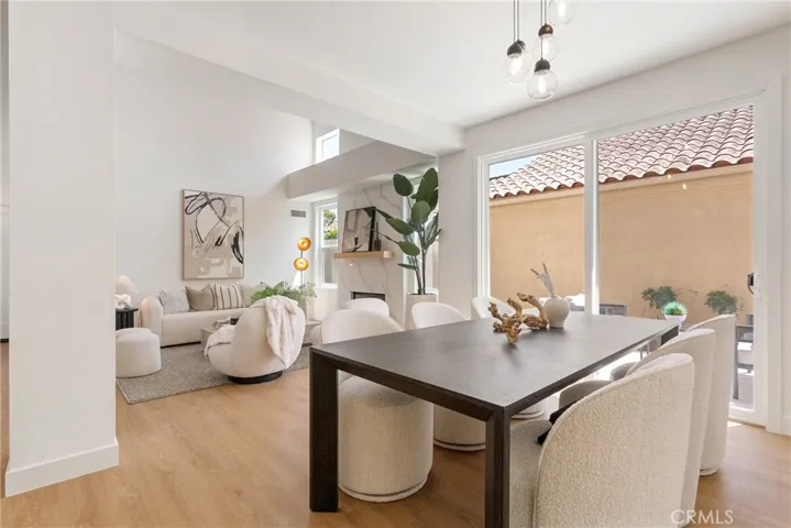 67 Pelican Court, Newport Beach, California 92660