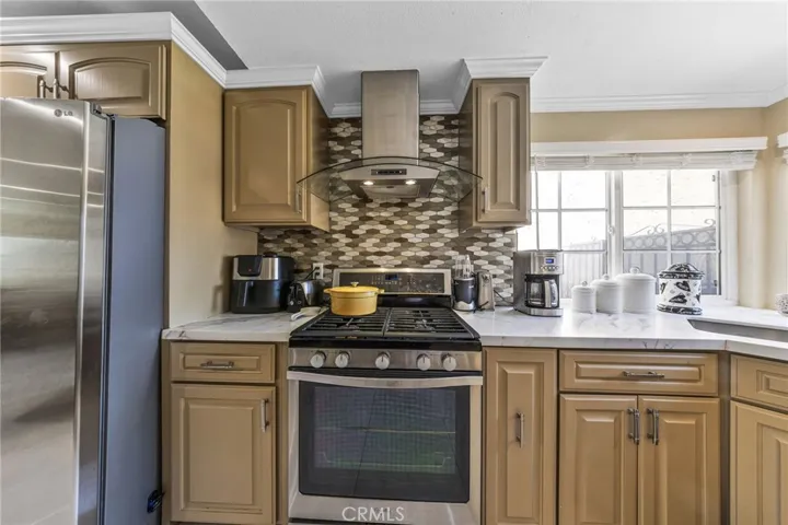 814 E Sandpoint Court, Carson, California 90746
