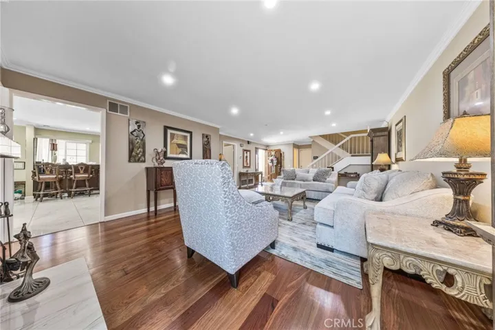 814 E Sandpoint Court, Carson, California 90746