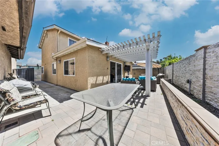 814 E Sandpoint Court, Carson, California 90746