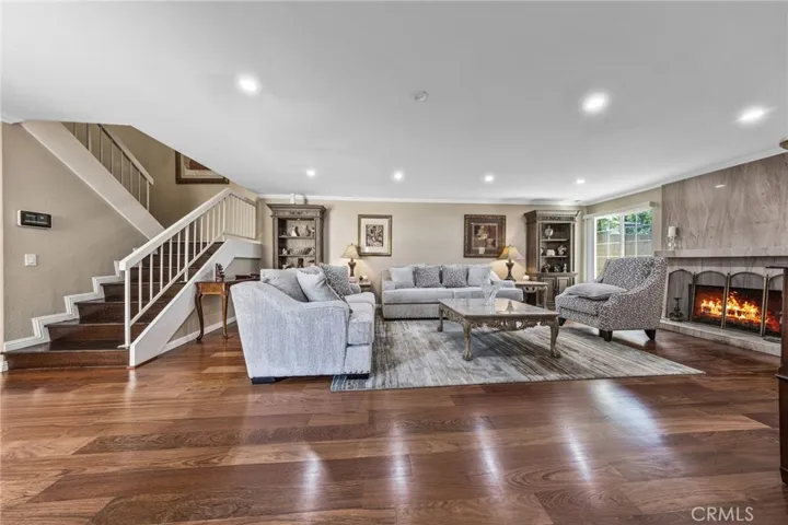 814 E Sandpoint Court, Carson, California 90746