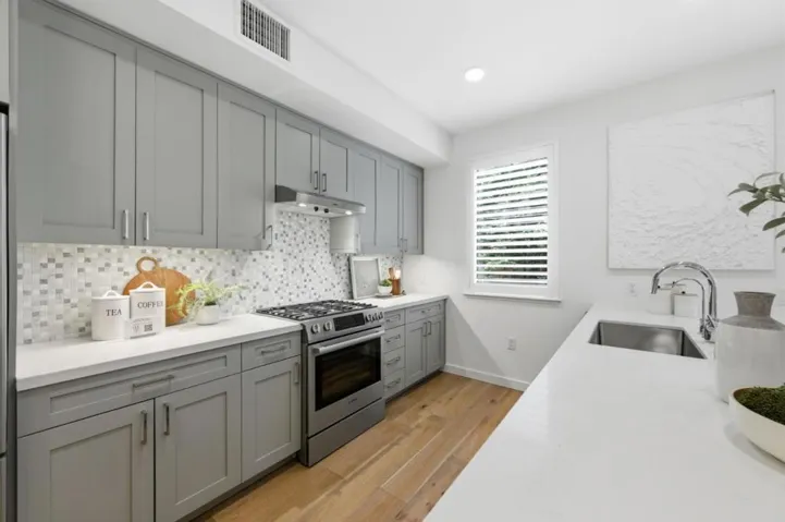 400 El Camino Real 202, Belmont, California 94002