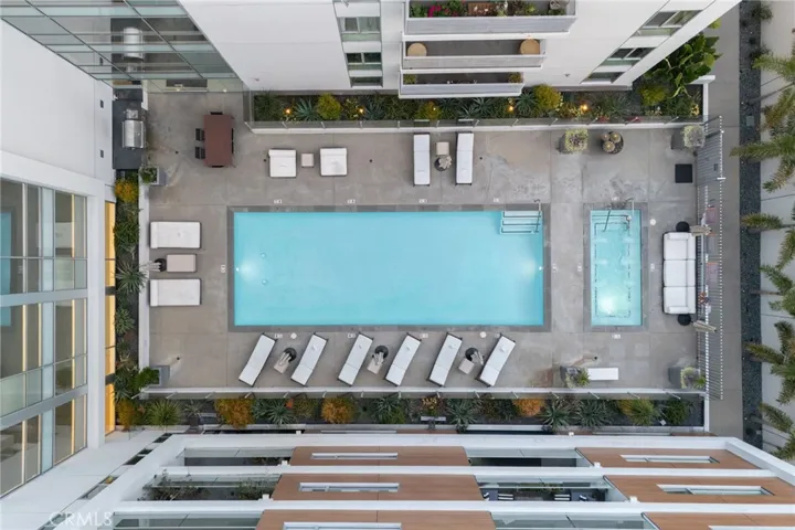 Resort Pool + Spa + Grill