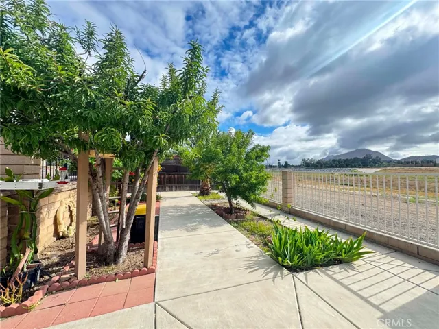 2311 Willowbrook, Perris, California 92571